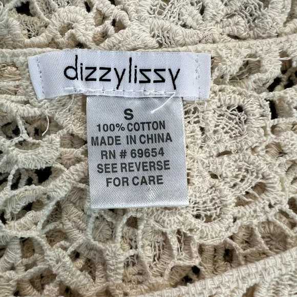 🆕 🤍✨ NWOT DIZZY LIZZY Cream Lace Short Sleeve Top | Sz S - Picture 5 of 6